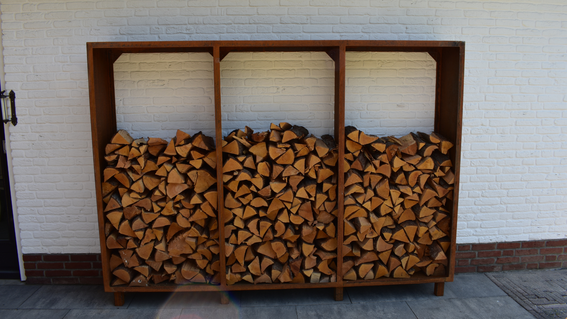 Maatwerk houtopslag van Rusty