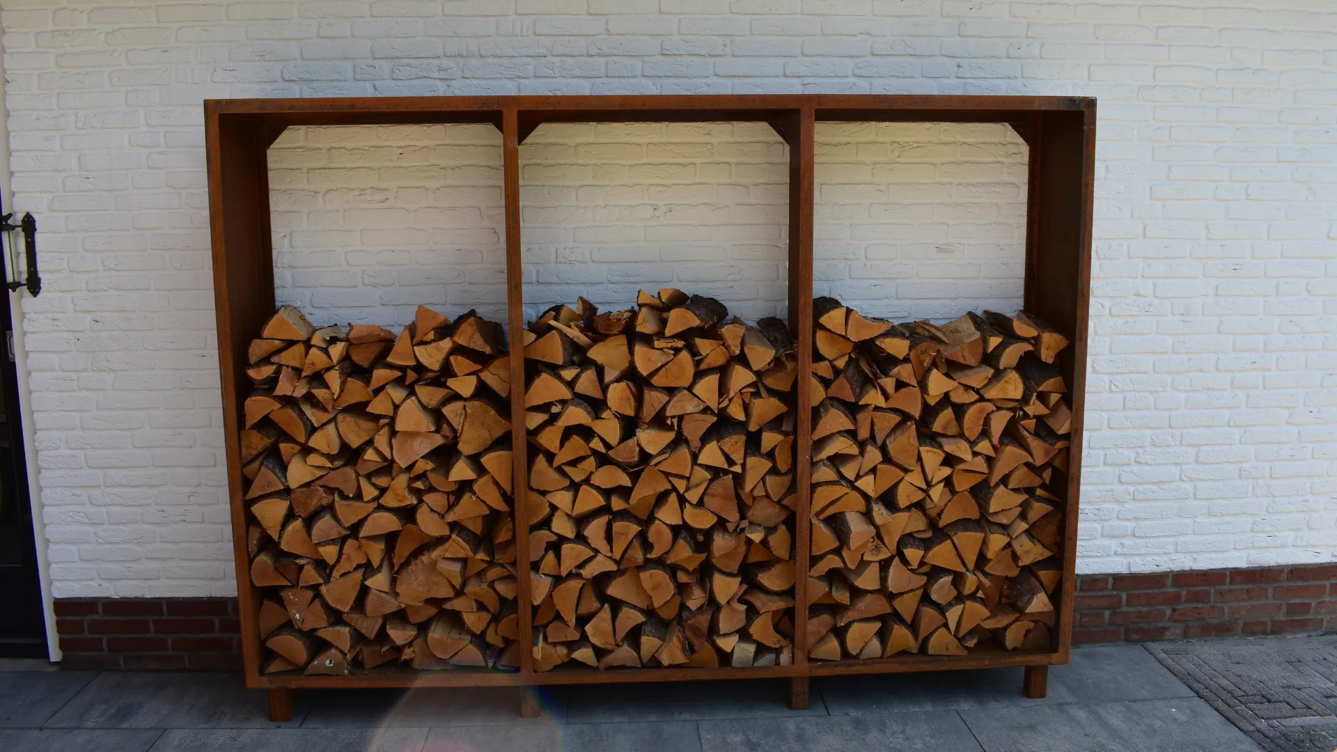 Maatwerk houtopslag van Rusty